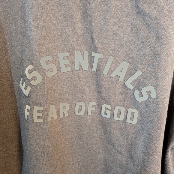 Fear of God Essentials Core Collection Heavy S/S Tee Size Medium Oversized - Picture 3 of 7